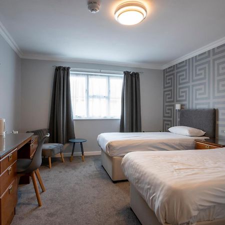 Beaufort Park Hotel Mold Buitenkant foto