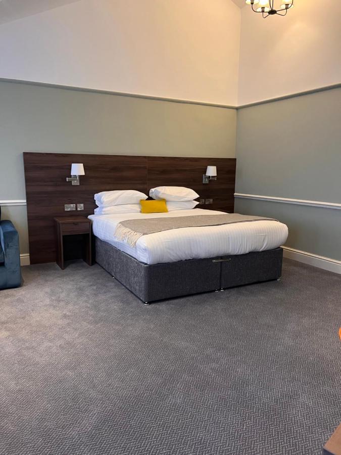 Beaufort Park Hotel Mold Buitenkant foto