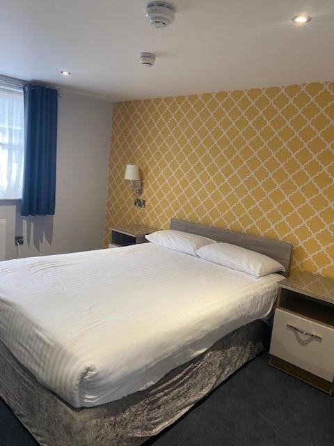 Beaufort Park Hotel Mold Buitenkant foto