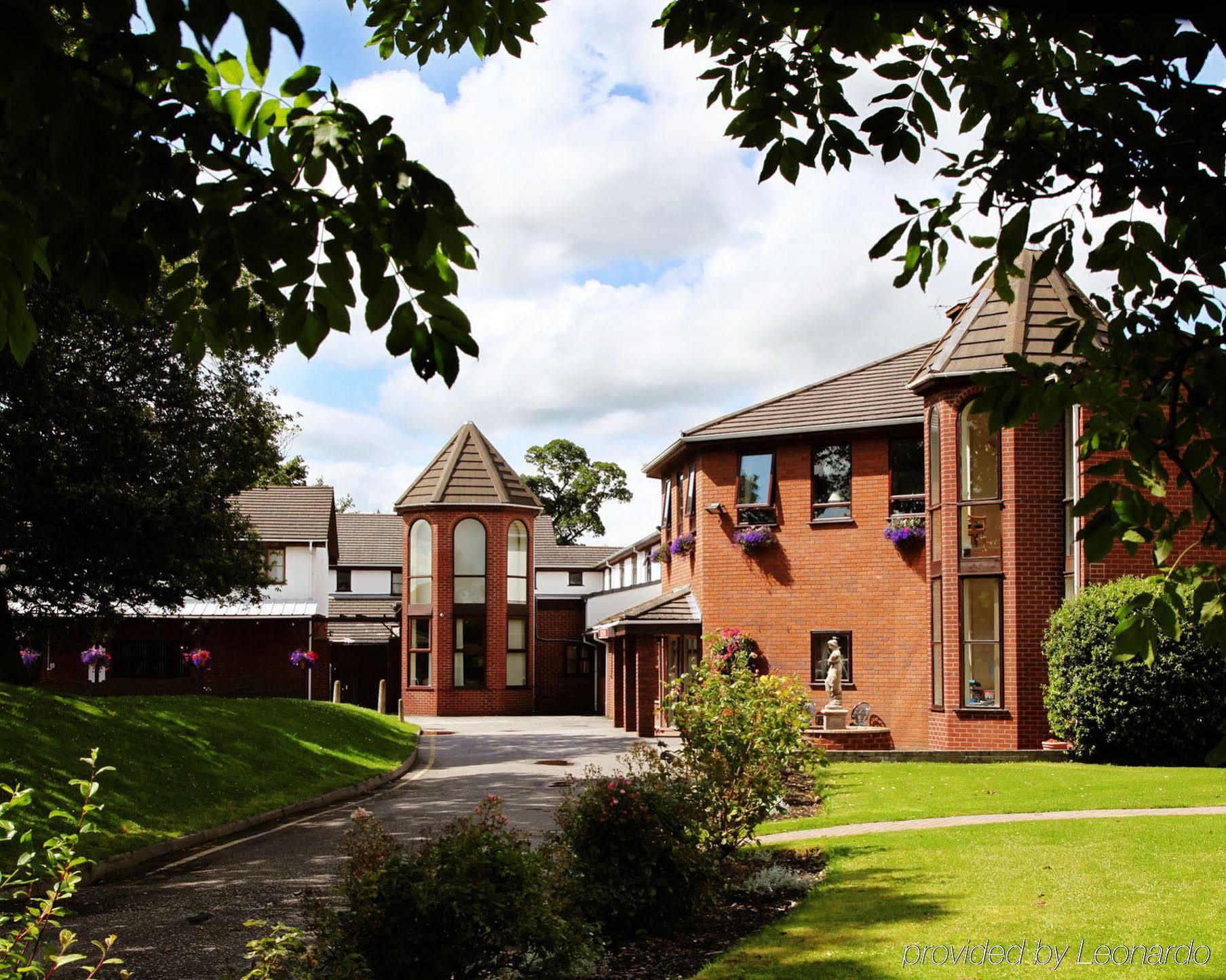 Beaufort Park Hotel Mold Buitenkant foto