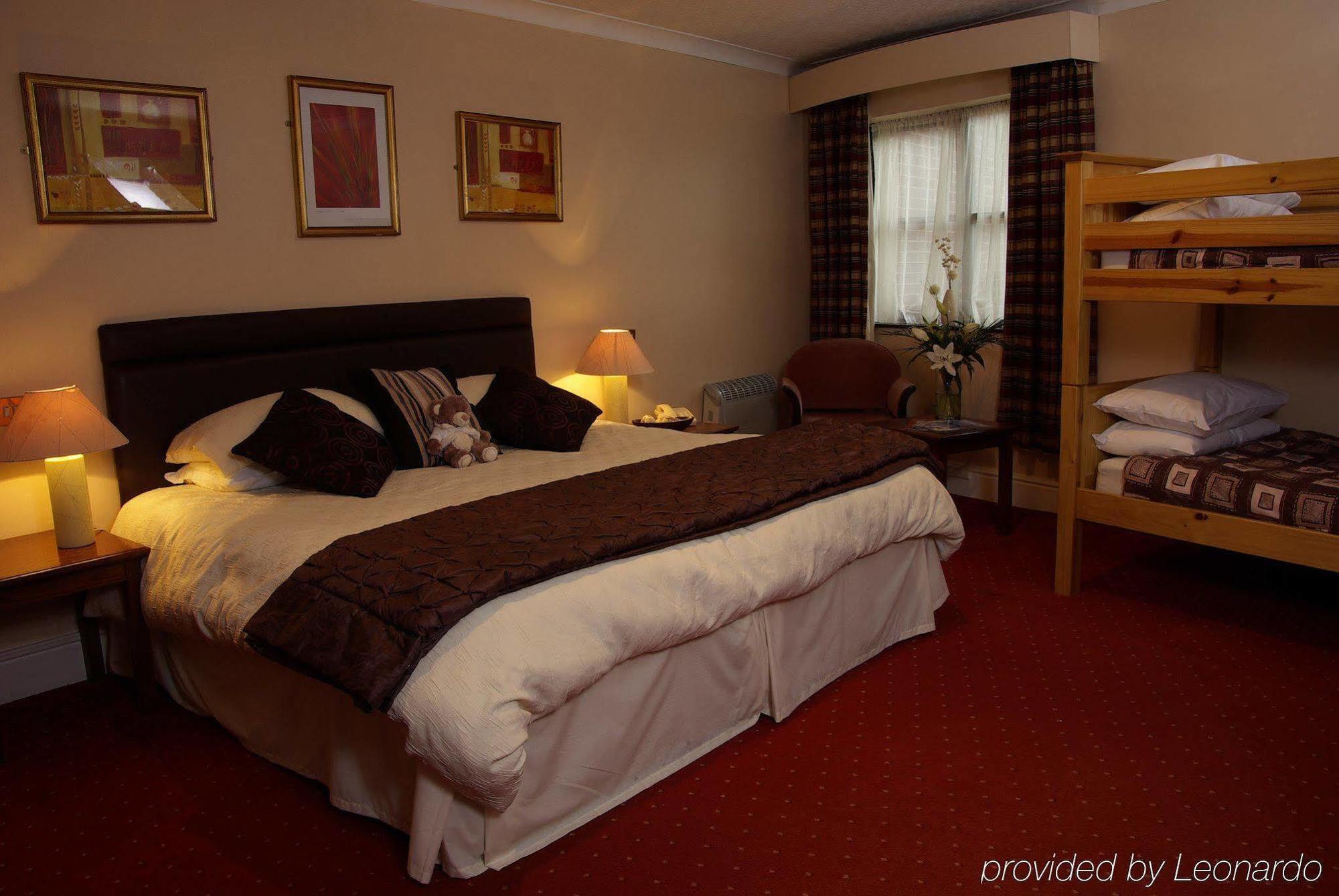 Beaufort Park Hotel Mold Kamer foto